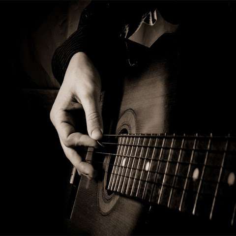 Iain Maddison - Guitar Lessons photo